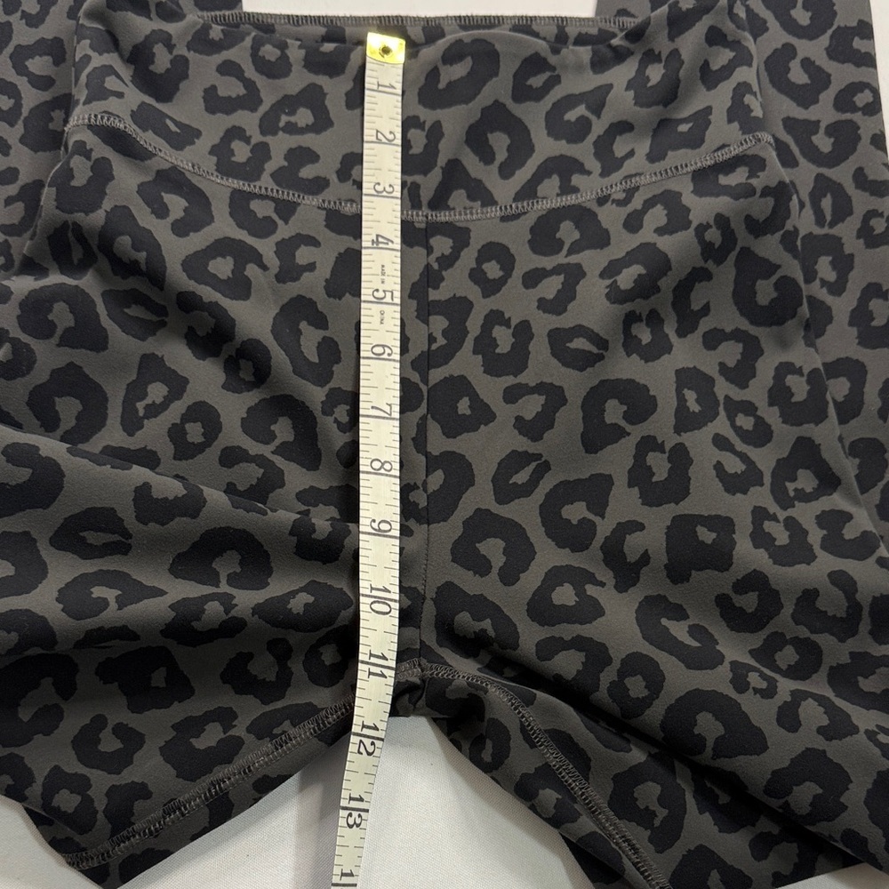 Abercrombie & Fitch Dark Patterned Leggings - image 4